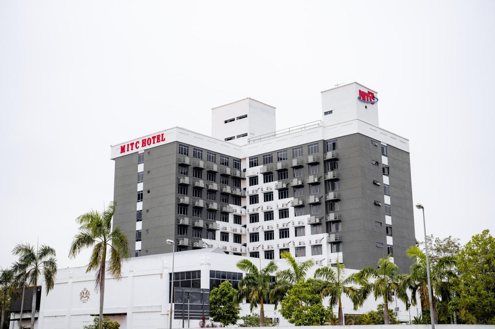 Mitc Hotel Malacca Exteriör bild